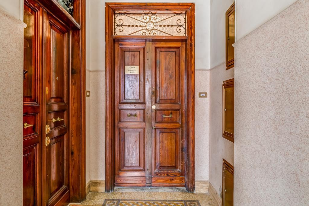 רומא Prati Luxury Suites מראה חיצוני תמונה